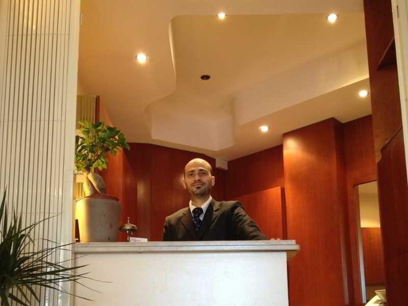 Indicatore Hotel 2*