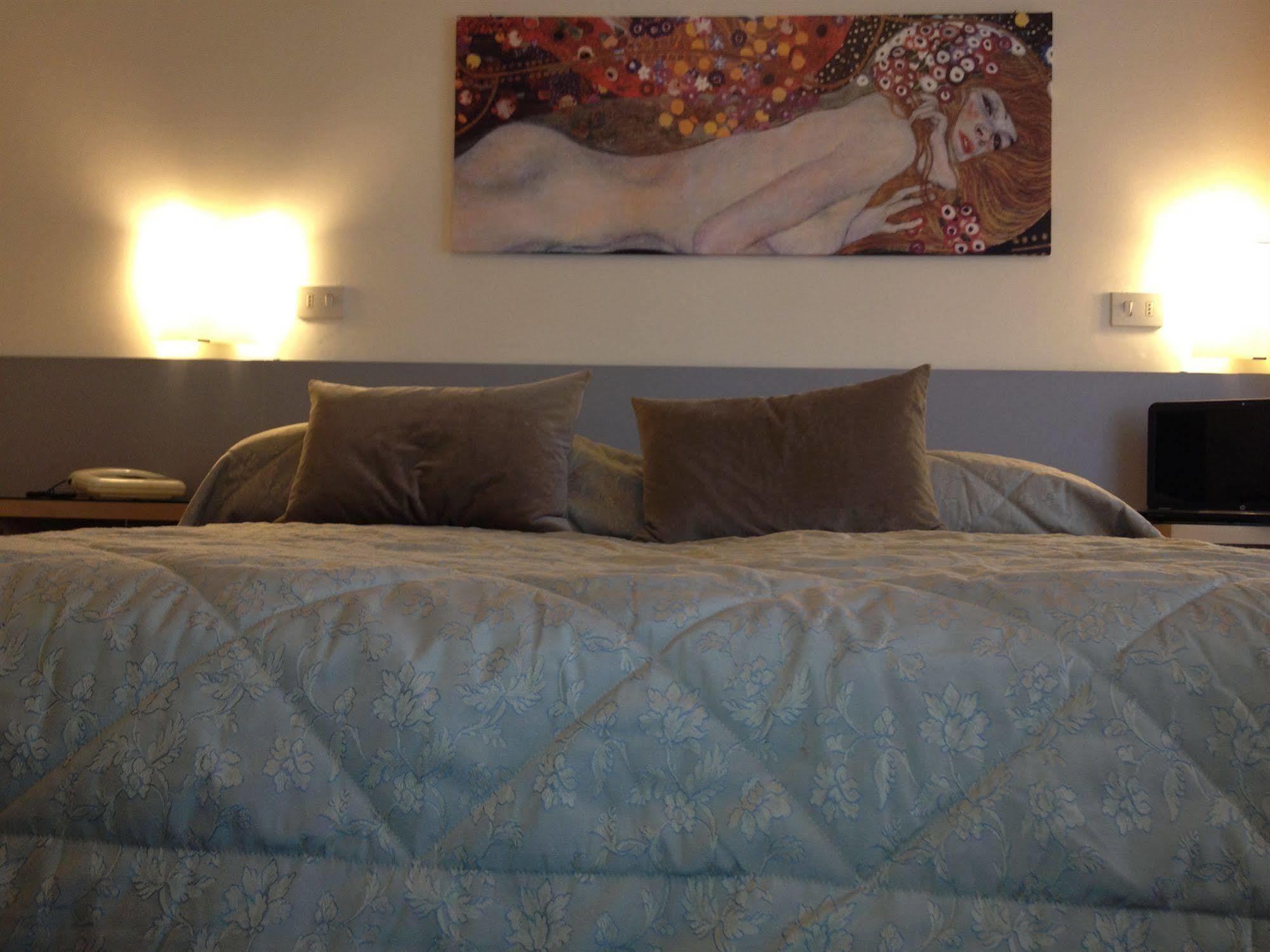 Hotel Indicatore